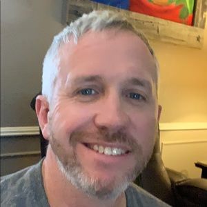 Meet your Posher, Robby